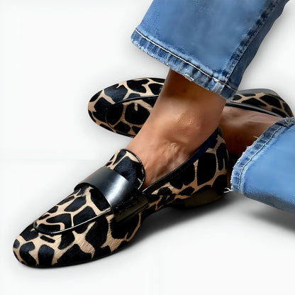 Alessia™ | Mocassins Léopard avec Contraste Élégant