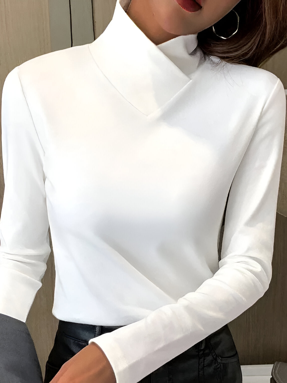 Livia™ | Top à Col Asymétrique